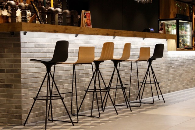 Бар столове Garden-Max за тераса и градина